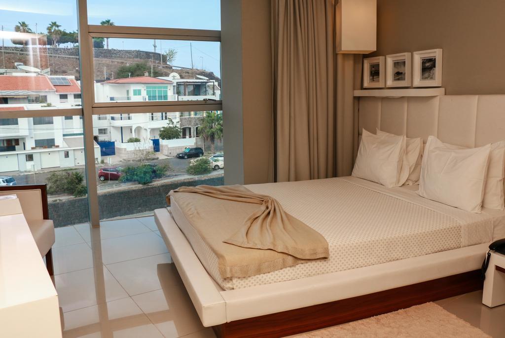 Hotel Vip Praia Exterior photo