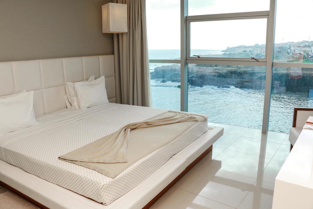 Hotel Vip Praia Exterior photo