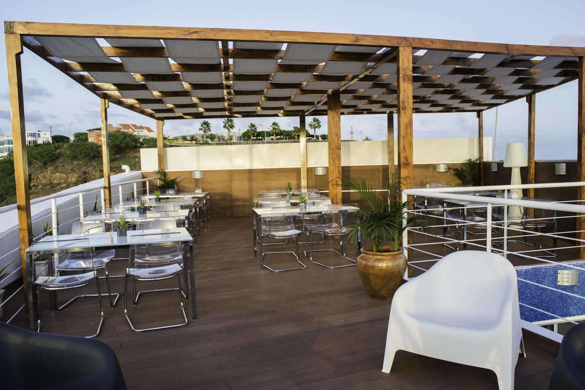 Hotel Vip Praia Exterior photo